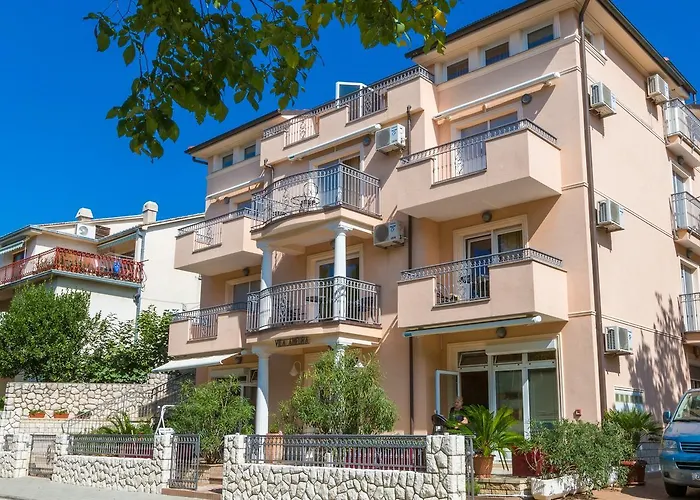 Amfora Apartments
