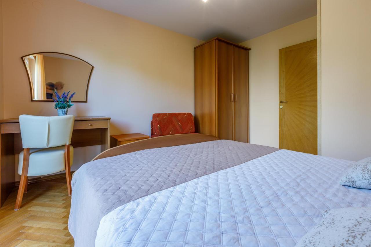 Apartment Amfora