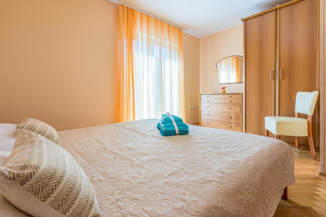 Apartment Amfora *