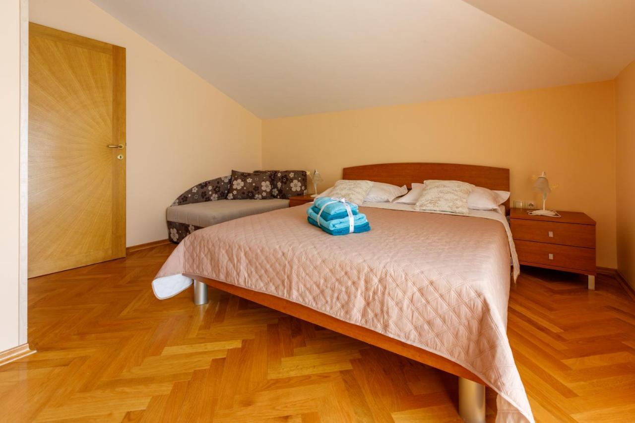 Apartment Amfora *