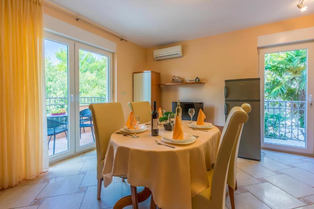 Amfora Apartment *